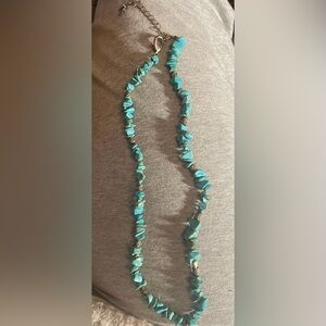 Chic Turquoise Gemstone Necklace with Silver Details